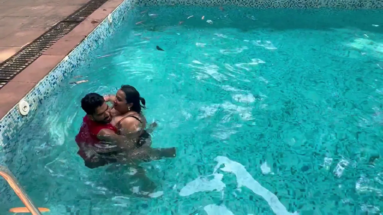 Preview of Pool Masti Uncut